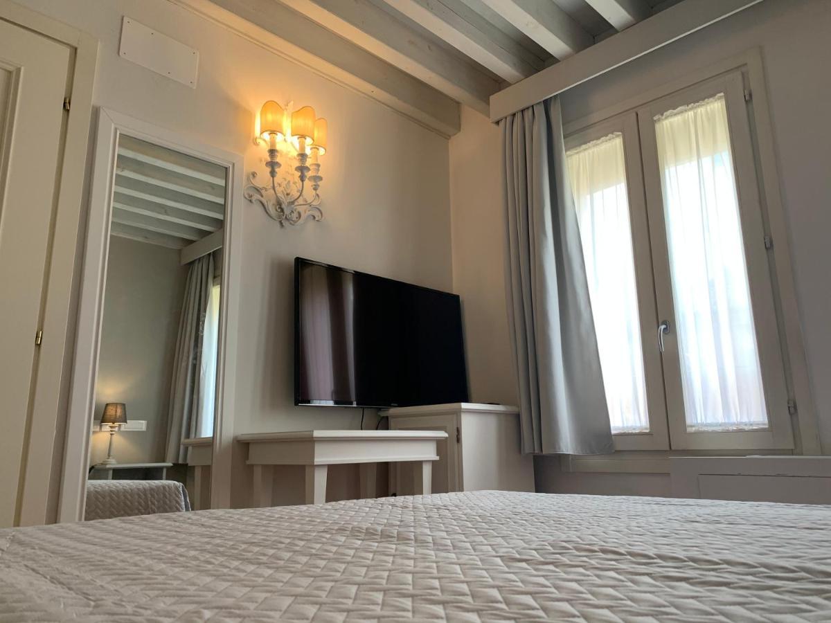 Princess Art Hotel Феррара Екстер'єр фото