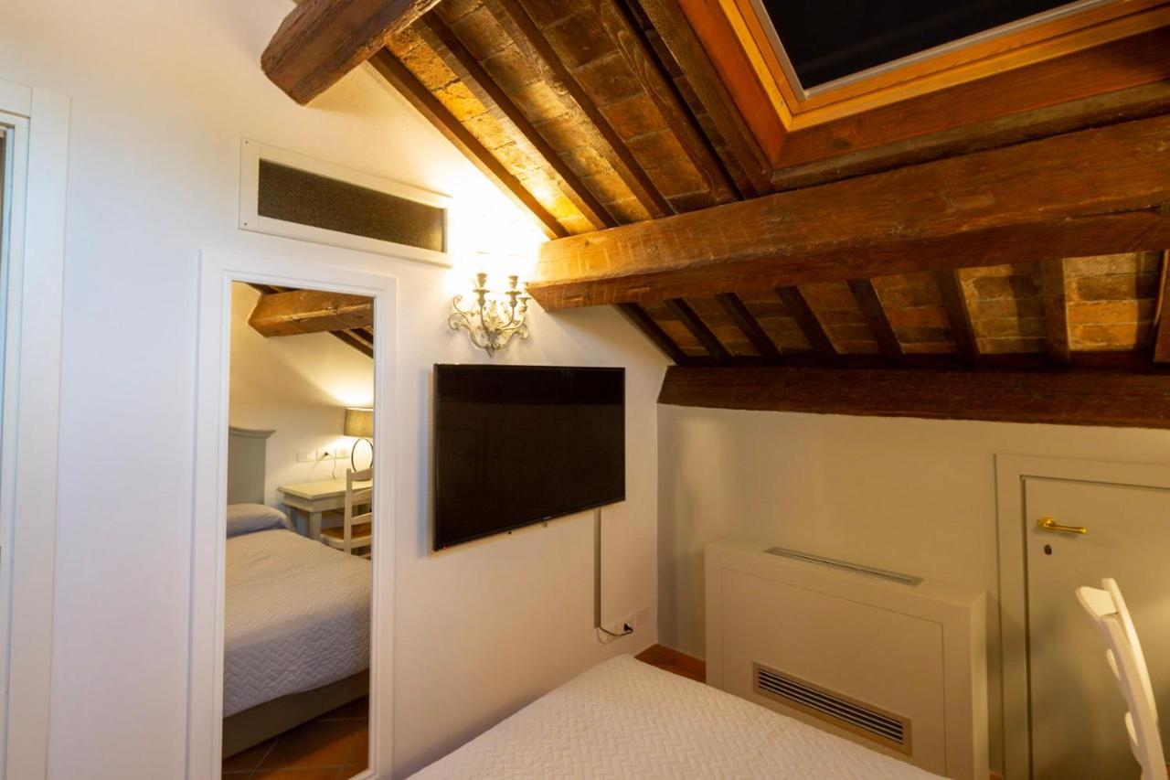 Princess Art Hotel Феррара Екстер'єр фото